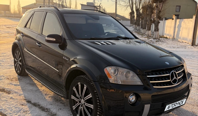 Mercedes-Benz ML-Класс 2007 года