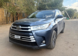 Toyota Highlander 2019 года