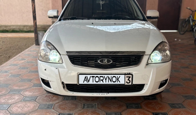ВАЗ (Lada) Priora 2014 года