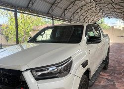Toyota Hilux 2022 года