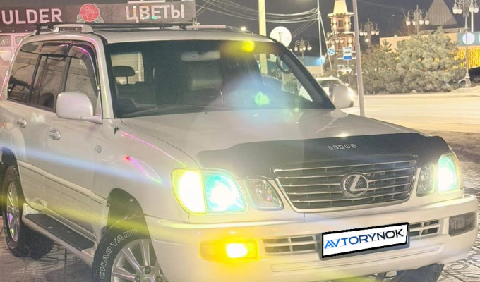 Lexus LX 1998 года