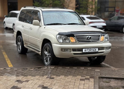 Lexus LX 2002 года