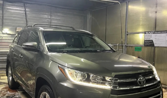 Toyota Highlander 2016 года