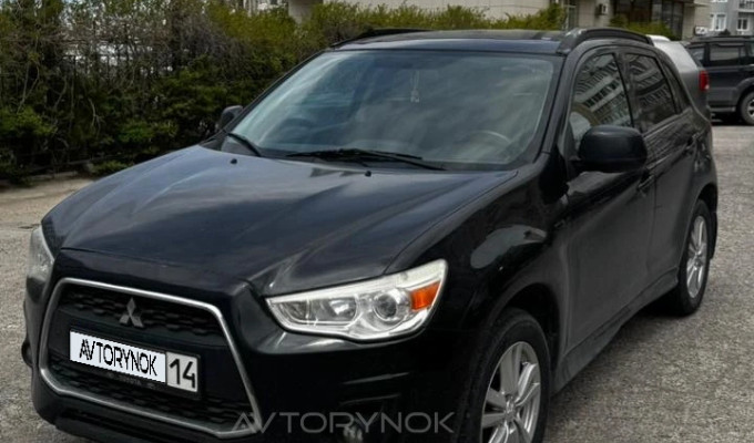 Mitsubishi ASX 2012 года