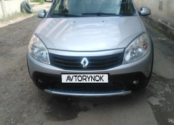 Renault Sandero 2012 года
