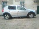 Renault Sandero 2012 года