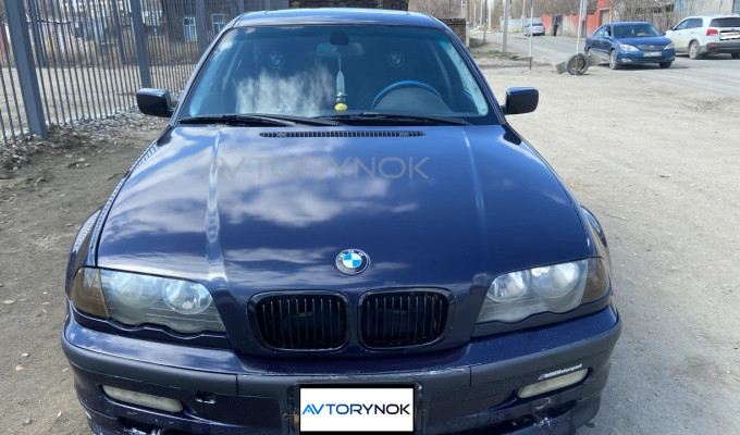 BMW 3 серия 1999 года