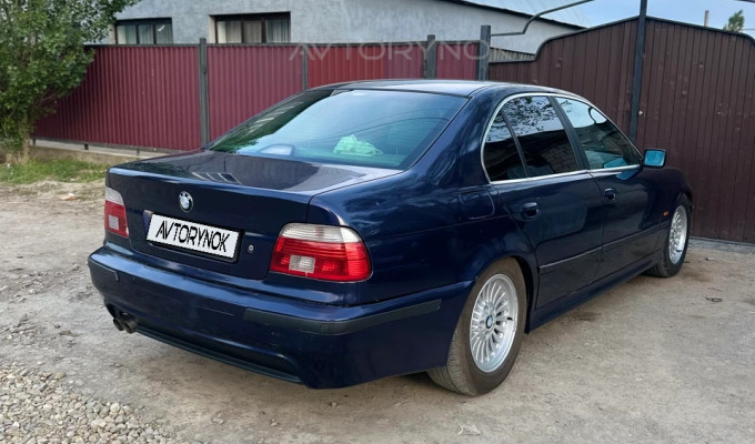 BMW 5 серия 1998 года