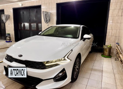 Kia K5 2020 года