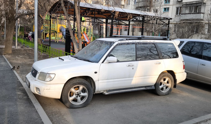 Subaru Forester 1997 года