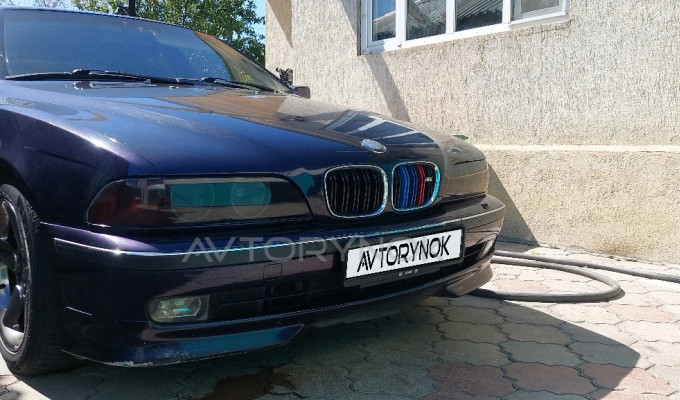 BMW 5 серия 1996 года