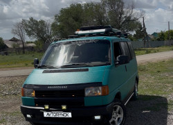 Volkswagen Transporter 1993 года