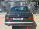 Mercedes-Benz E-Класс 1989 года