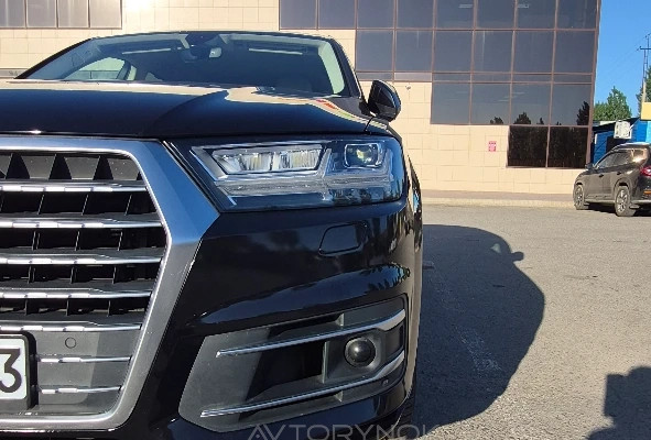 Audi Q7 2019 года