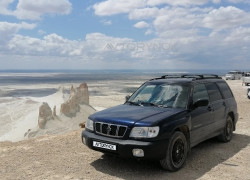 Subaru Forester 2000 года