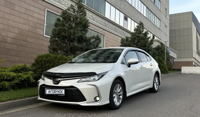 Toyota Corolla 2020 года