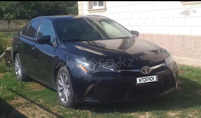 Toyota Camry 2017 года