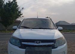 ВАЗ (Lada) Granta 2013 года