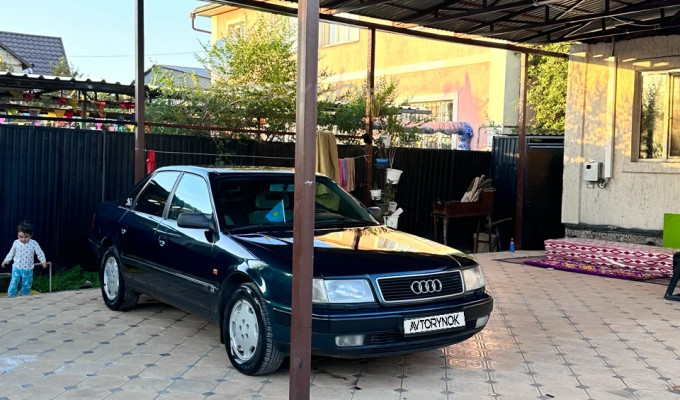Audi 100 1992 года