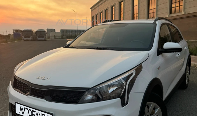 Kia Rio X-Line 2021 года