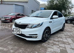 Kia Rio 2015 года