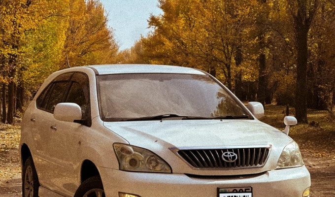 Toyota Harrier 2005 года