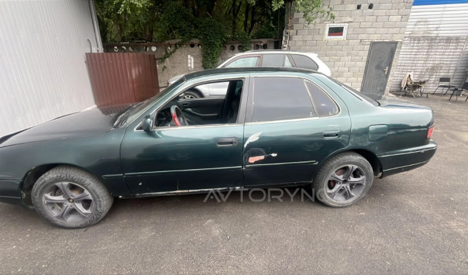 Toyota Camry 1992 года