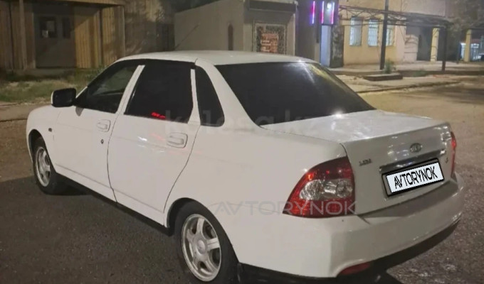 ВАЗ (Lada) Priora 2014 года