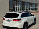 Toyota Highlander 2017 года