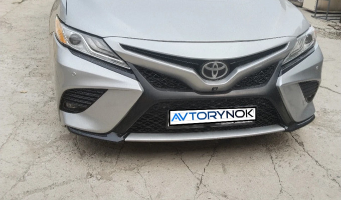 Toyota Camry 2020 года