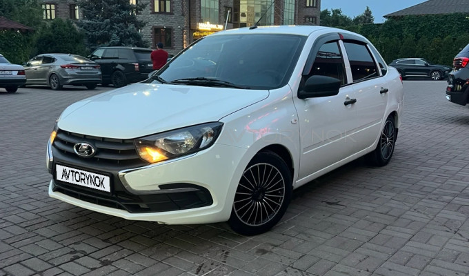 ВАЗ (Lada) Granta 2022 года