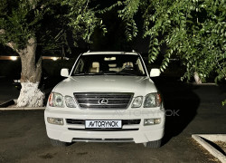 Lexus LX 2005 года
