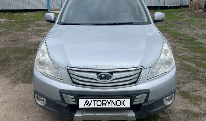 Subaru Outback 2012 года