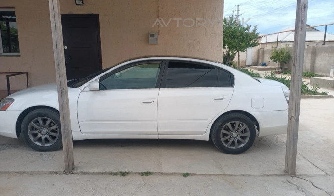 Nissan Altima 2006 года