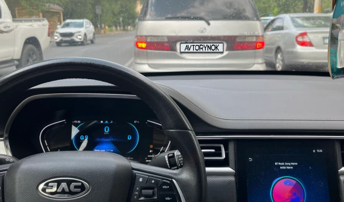 JAC J7 2023 года