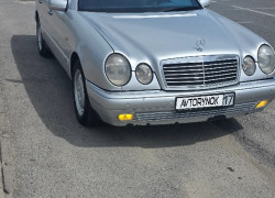 Mercedes-Benz E-Класс 1998 года