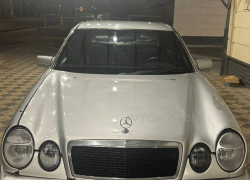Mercedes-Benz E-Класс 1995 года