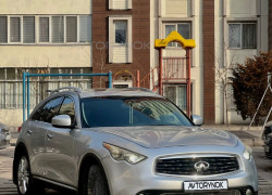 Infiniti FX-Series 2009 года