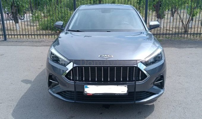 JAC J7 2023 года