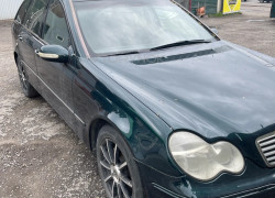 Mercedes-Benz C-Класс 2003 года