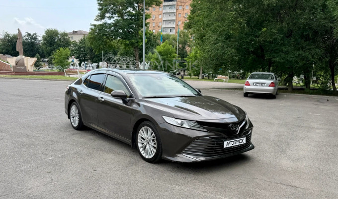 Toyota Camry 2018 года
