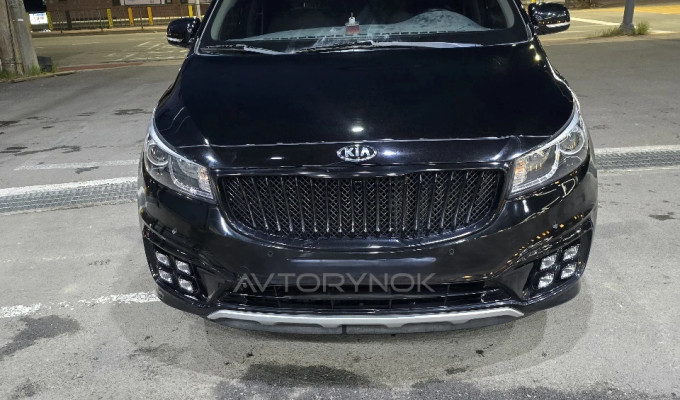 Kia Carnival 2015 года