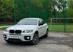 BMW X6 2010 года