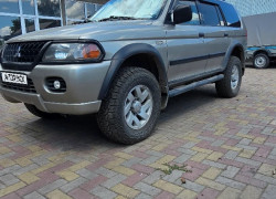 Mitsubishi Montero Sport 2003 года