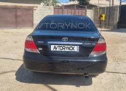 Toyota Camry 2005 года