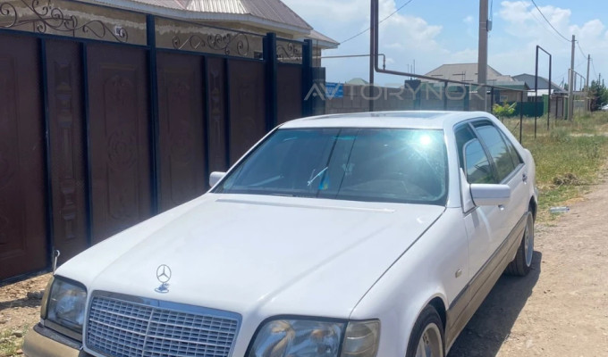 Mercedes-Benz S-Класс 1998 года