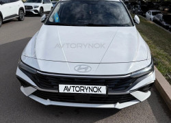Hyundai Elantra 2024 года