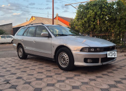 Mitsubishi Galant 2003 года