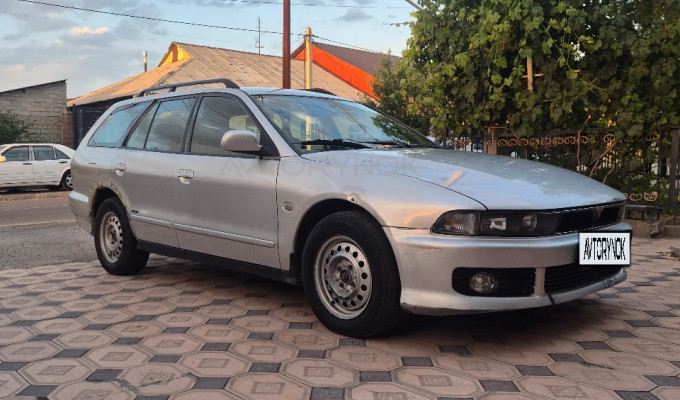 Mitsubishi Galant 2003 года