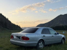 Mercedes-Benz E-Класс 1995 года